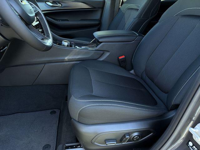 2026 Jeep Grand Cherokee L Altitude 4x4