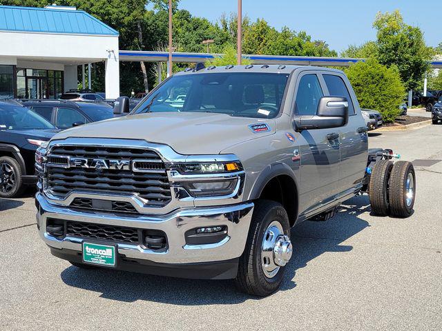 2026 RAM 3500 Chassis RAM 3500 TRADESMAN CREW CAB CHASSIS 4X4 60 CA