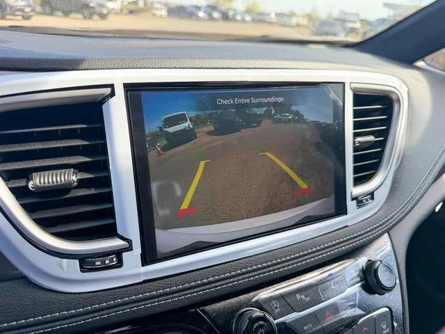 2026 Chrysler Pacifica Select AWD