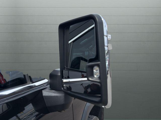 2022 GMC Sierra 2500HD 4WD Crew Cab Standard Bed Denali