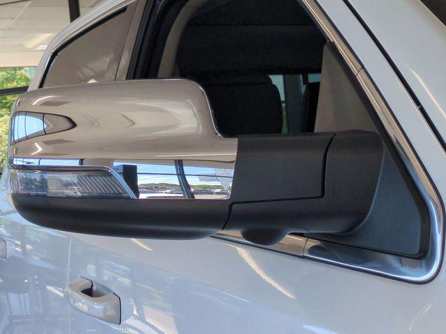 2026 Ram 1500 Tungsten Crew Cab 4x4 5'7" Box