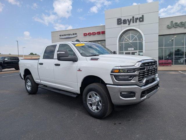 2026 RAM Ram 2500 RAM 2500 TRADESMAN CREW CAB 4X4 64 BOX