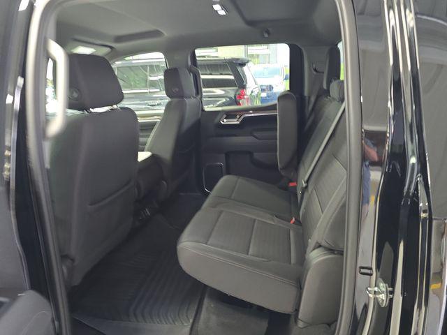 2022 Chevrolet Silverado 1500 4WD Crew Cab Standard Bed LT