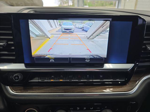 2022 Chevrolet Silverado 1500 4WD Crew Cab Standard Bed LT