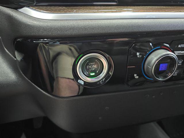 2022 Chevrolet Silverado 1500 4WD Crew Cab Standard Bed LT