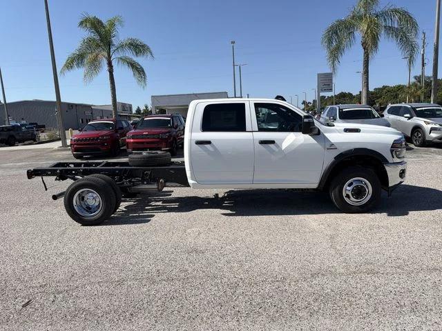 2026 RAM 3500 Chassis RAM 3500 TRADESMAN CREW CAB CHASSIS 4X4 60 CA