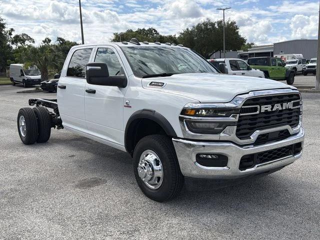 2026 RAM Ram 3500 Chassis Cab RAM 3500 TRADESMAN CREW CAB CHASSIS 4X4 60 CA