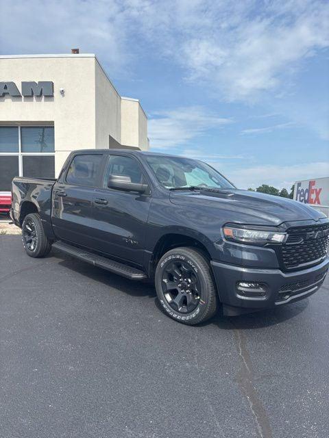 2026 RAM Ram 1500 RAM 1500 EXPRESS CREW CAB 4X4 57 BOX