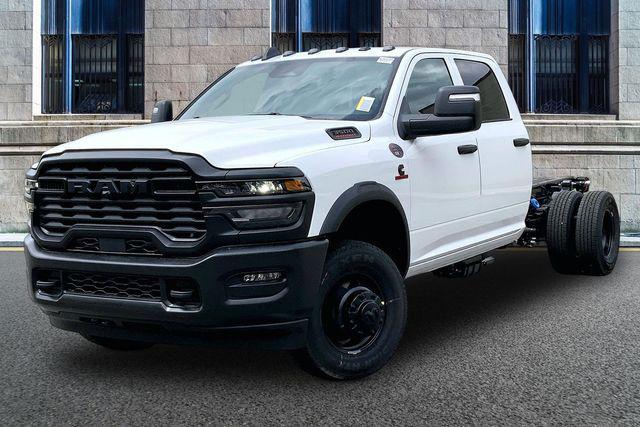 2026 RAM Ram 3500 Chassis Cab RAM 3500 TRADESMAN CREW CAB CHASSIS 4X4 60 CA