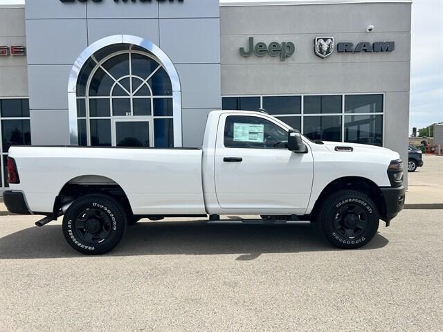 2026 RAM Ram 2500 RAM 2500 TRADESMAN REGULAR CAB 4X4 8 BOX