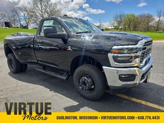 2026 RAM Ram 3500 RAM 3500 TRADESMAN REGULAR CAB 4X4 8 BOX