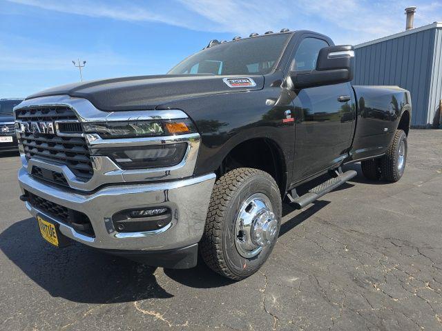 2026 RAM Ram 3500 RAM 3500 TRADESMAN REGULAR CAB 4X4 8 BOX 2026 RAM Ram 3500 RAM 3500 TRADESMAN REGULAR CAB 4X4 8 BOX