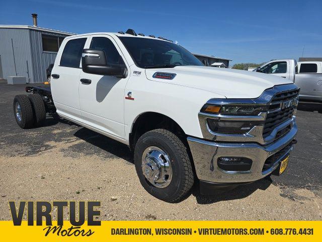 2026 RAM Ram 3500 Chassis Cab RAM 3500 TRADESMAN CREW CAB CHASSIS 4X4 60 CA