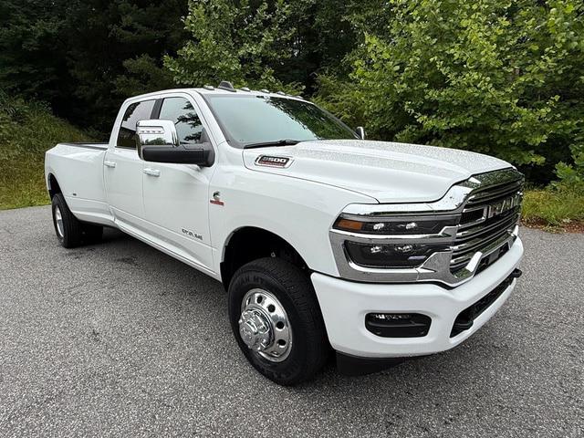 2026 Ram 3500 Laramie Crew Cab 4x4 8' Box
