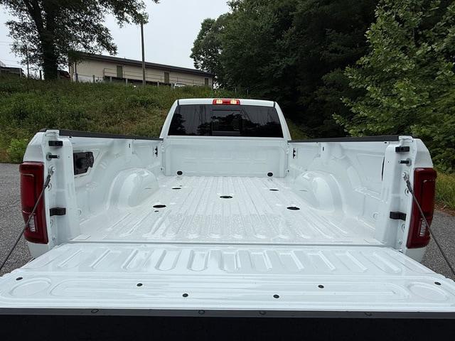 2026 Ram 3500 Laramie Crew Cab 4x4 8' Box
