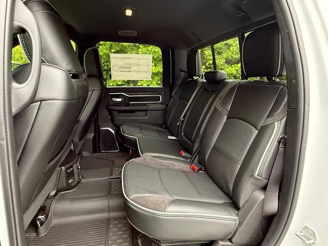 2026 Ram 3500 Laramie Crew Cab 4x4 8' Box
