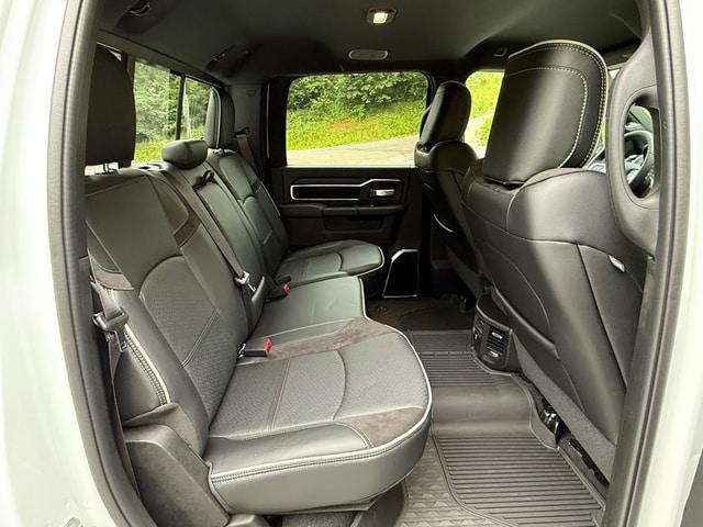 2026 Ram 3500 Laramie Crew Cab 4x4 8' Box