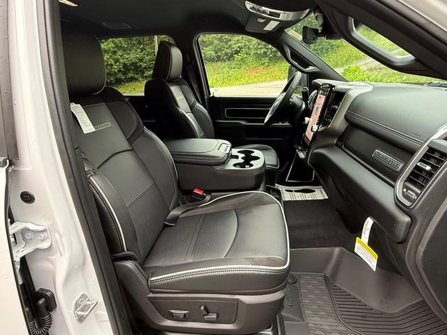 2026 Ram 3500 Laramie Crew Cab 4x4 8' Box
