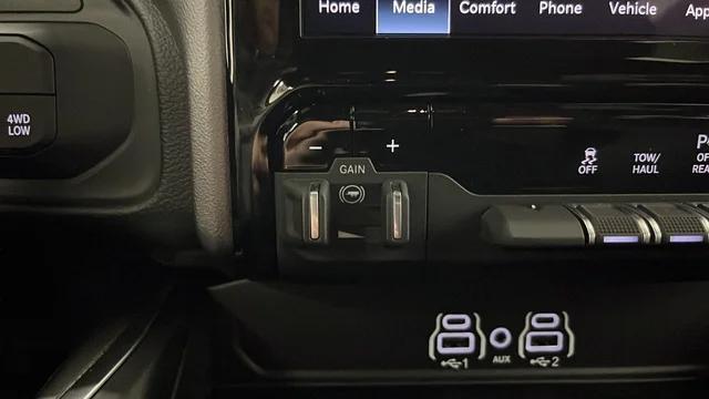 2026 Ram 2500 Big Horn Crew Cab 4x4 6'4" Box