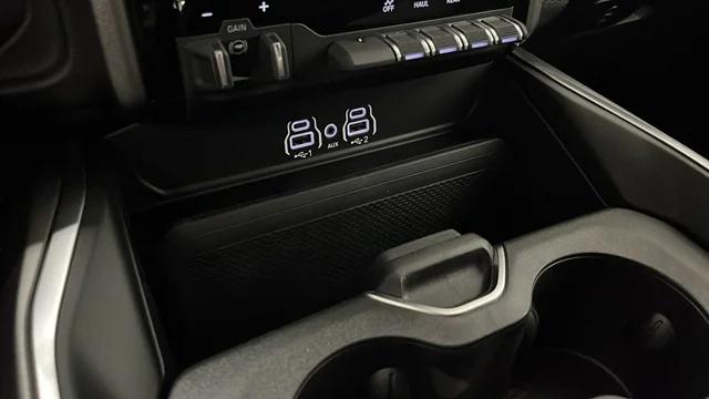 2026 Ram 2500 Big Horn Crew Cab 4x4 6'4" Box