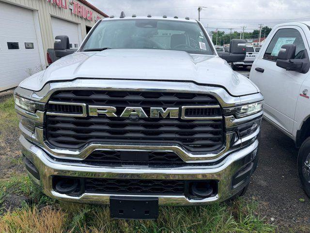 2026 RAM 5500 Chassis RAM 5500 TRADESMAN CHASSIS REGULAR CAB 4X4 84 CA 2026 RAM 5500 Chassis RAM 5500 TRADESMAN CHASSIS REGULAR CAB 4X4 84 CA
