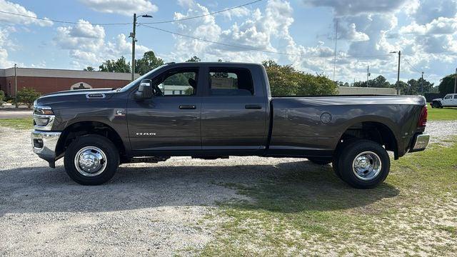 2026 Ram 3500 Big Horn Crew Cab 4x4 8' Box