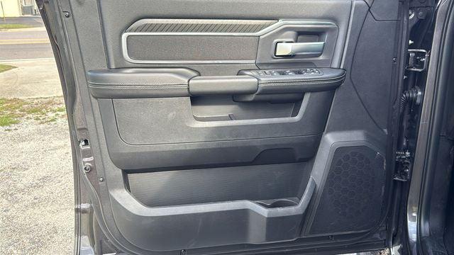 2026 Ram 3500 Big Horn Crew Cab 4x4 8' Box