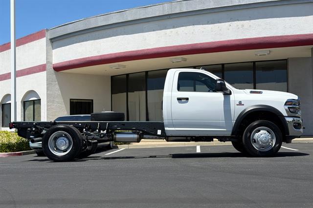 2026 RAM Ram 5500 Chassis Cab RAM 5500 TRADESMAN CHASSIS REGULAR CAB 4X4 84 CA
