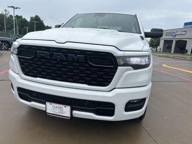 2026 RAM Ram 1500 RAM 1500 EXPRESS CREW CAB 4X2 57 BOX 2026 RAM Ram 1500 RAM 1500 EXPRESS CREW CAB 4X2 57 BOX