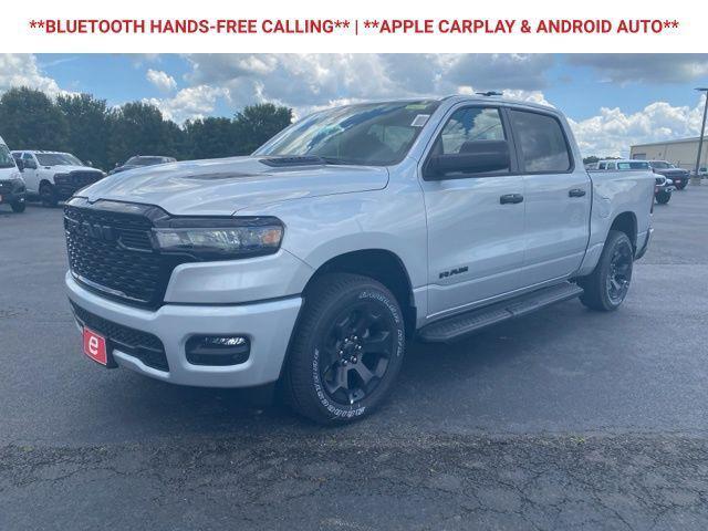 2026 RAM 1500 RAM 1500 EXPRESS CREW CAB 4X4 57 BOX