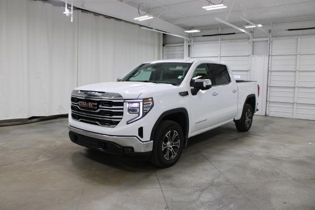 2025 GMC Sierra 1500 4WD Crew Cab Short Box SLT