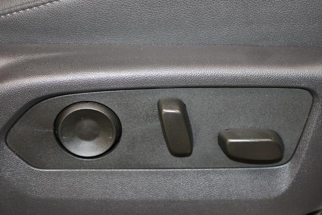 2025 GMC Sierra 1500 4WD Crew Cab Short Box SLT