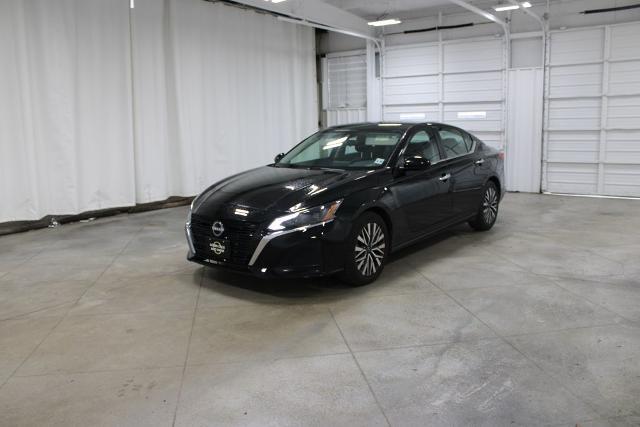 2023 Nissan Altima SV FWD