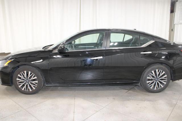 2023 Nissan Altima SV FWD