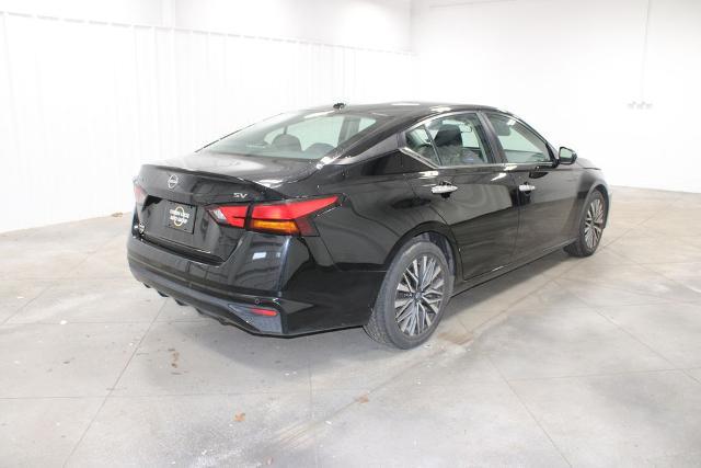 2023 Nissan Altima SV FWD