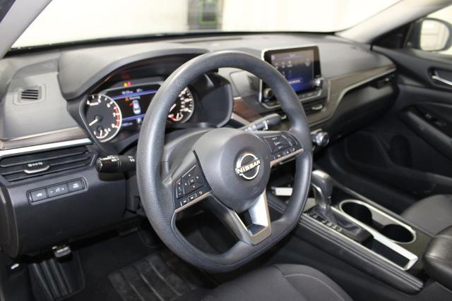 2023 Nissan Altima SV FWD