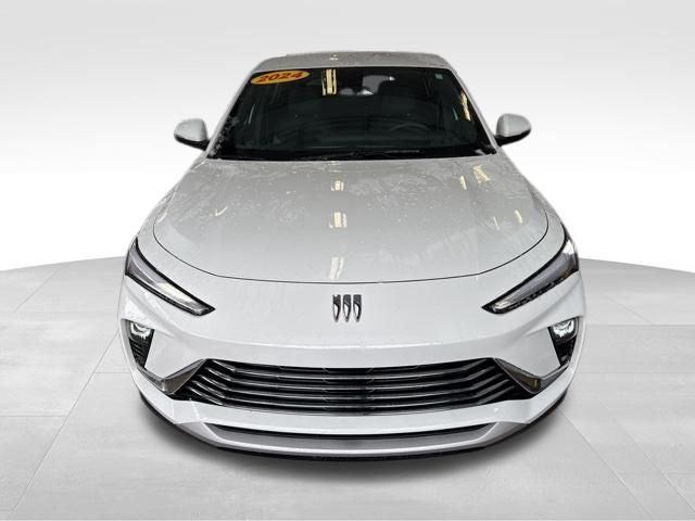 2024 Buick NV Preferred FWD