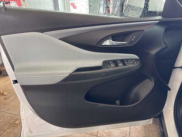 2024 Buick NV Preferred FWD