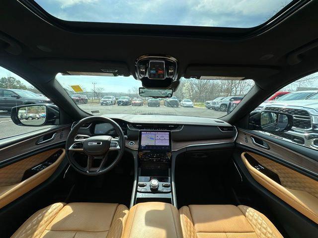 2024 Jeep Grand Cherokee L Summit 4x4 2024 Jeep Grand Cherokee L Summit 4x4