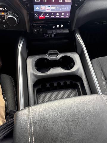 2025 Ram 1500 Big Horn Crew Cab 4x4 5'7" Box