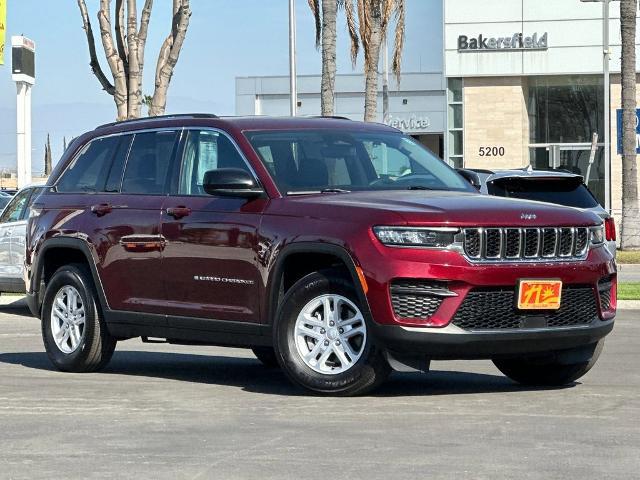 2023 Jeep Grand Cherokee Laredo 4x4 for sale in Bakersfield, CA