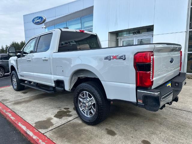 2025 Ford F-350 LARIAT
