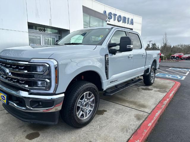 2025 Ford F-350 LARIAT