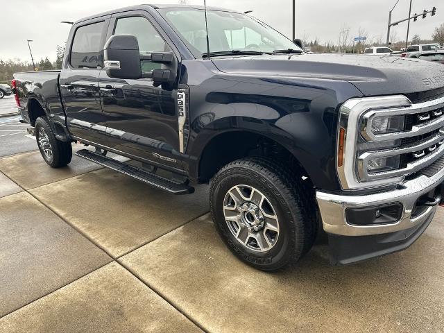 2025 Ford F-350 LARIAT