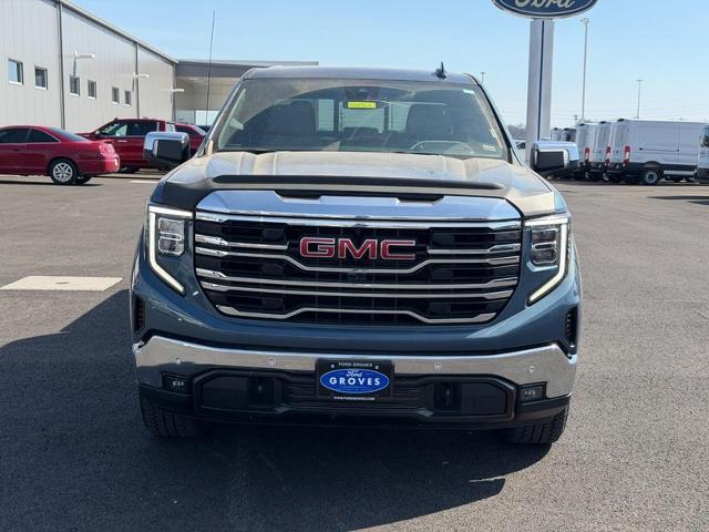 2024 GMC Sierra 1500 4WD Crew Cab Short Box SLT