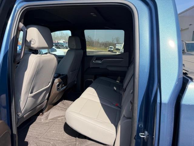 2024 GMC Sierra 1500 4WD Crew Cab Short Box SLT