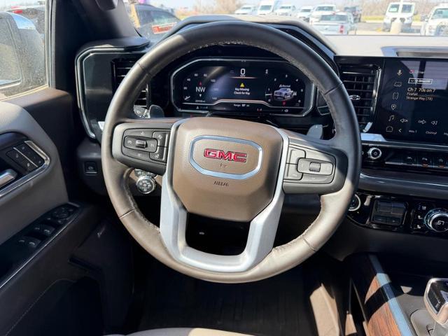 2024 GMC Sierra 1500 4WD Crew Cab Short Box SLT