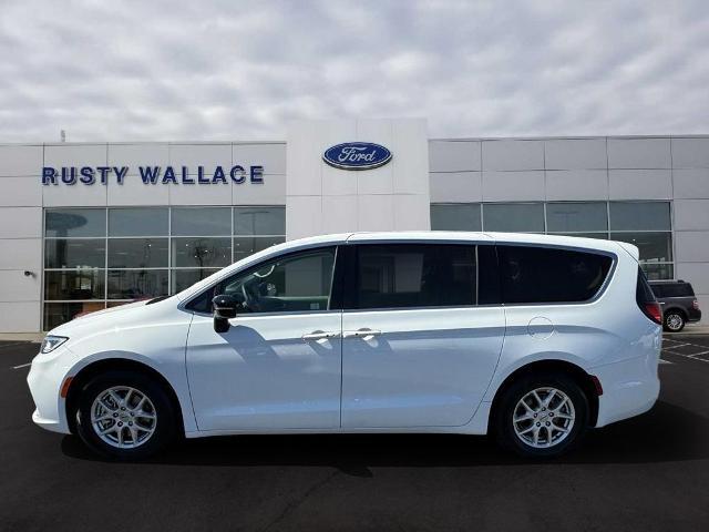 2024 Chrysler Pacifica Touring L for sale in Dandridge, TN