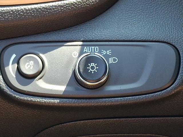 2022 Chevrolet Trax AWD LT