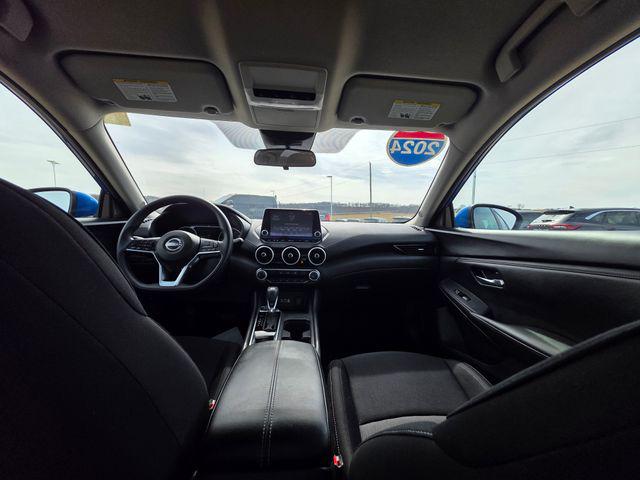 2024 Nissan Sentra SV Xtronic CVT